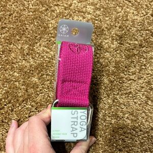 GAIAM NWT Yoga Strap